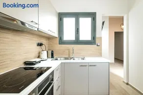 Eleusis Suites Α - Image 3