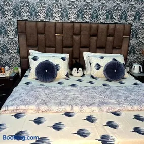 Backpackers homestay, hotel - Image 1