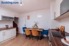 brick & cozy - City - Netflix - Wifi - 4 Person - Image 5