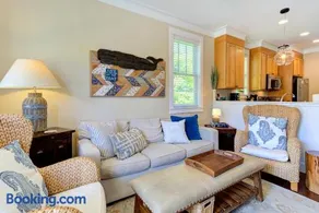 The Snug by Seabrook Hospitality - Image 4