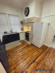 Cottage on Carrathool - Image 4