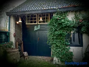 B&B Wood, Food & More - Image 5