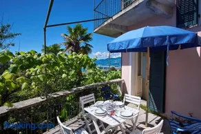 Giulietta Alpina - House with Splendid Lake View for 6 People - Image 2