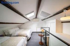 Yuyuan Road Apartment - Image 2