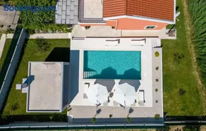 Voll ausgestattete geräumige Villa mit Garten, Grill und Terrasse | Haustierfreundlich - Image 5