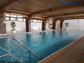 Tolle Aussicht mit Hallenbad - Image 1