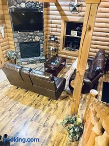 Chandler Ridge Lodge - Image 2