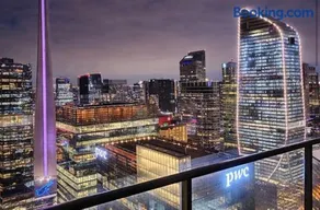 Maple leaf square  - Image 2