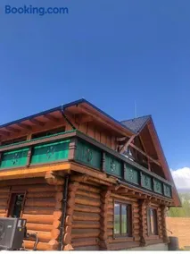 Zrub Kriváň Chalet with Mountain View - Image 3