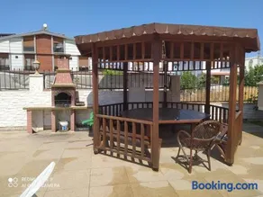 Spacious 4BR and 2BA Private Pool Villa in Didim - Image 4