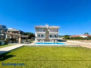 Costa Kalamos Suites - Image 1