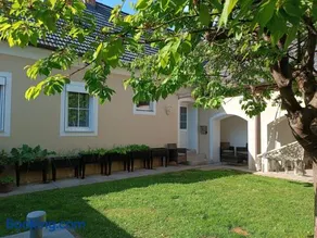 Edelsbacher Ferienhaus mit eigenen Garten - Image 3