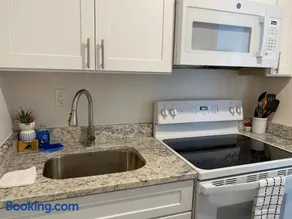 Upscale 1 Bedroom in Gadsden, AL - Image 3