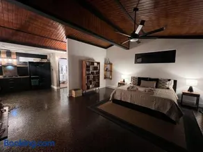 Serene Mountain Retreat in Celada, Puerto Rico - Image 2