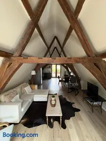 Authentic Place Central Stylish Appartements - Image 2