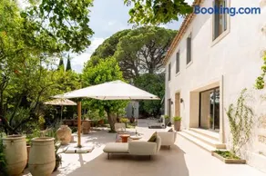 Mas provençal dans un écrin de verdure - Image 3