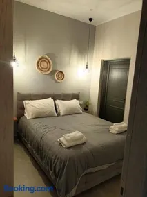 Manolis cozy home - Image 4