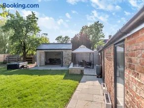 Red Brick Barn - Uk39916 - Image 3