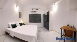 1BHK Stay with Kitchen & Parking - Image 1