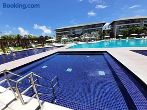 BEACH CLASS ECO LIFE Flat 2 dorm em condomínio à beira-mar Enxoval incluso B203 - Image 1
