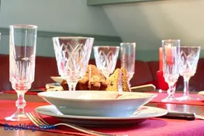 Appartement entièrement équipé avec jardin et barbecue | Vue jardin - Image 1