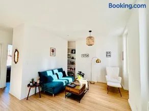 Cosy flat in the heart of Marseille - Image 1