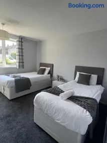 Glenrothes Central Apartment - Image 5