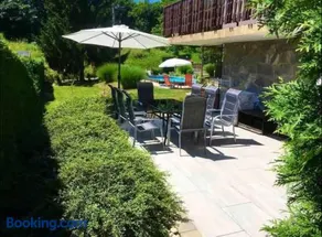 Ground Floor Apt with a Pool and Terrace - Image 3