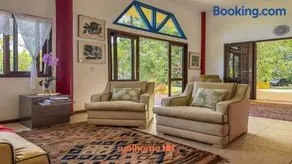 Casa em Secretário com Vista para a Montanha - Image 3