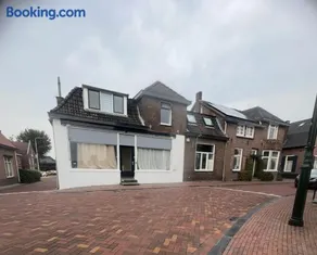 Sfeervolle kamer aan de Dorpsdijk met Gratis Ontbijt - Image 2