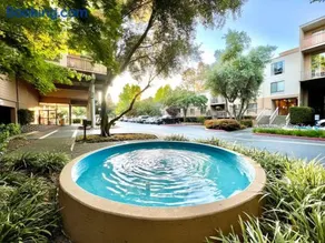KeyLuxe, Luxury Apartment with Jacuzzi, Pool, Gym, Tennis in Walnut Creek - Image 1
