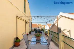Lisbon South Bay Rooms - Image 3