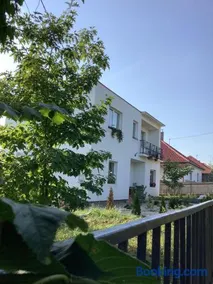 Nyúlászó Vendégház és Galéria - Image 3
