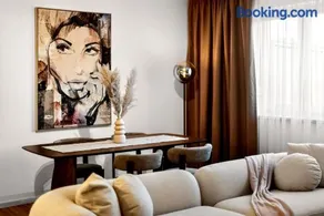 Castle Gate Apartment Graz - Image 1