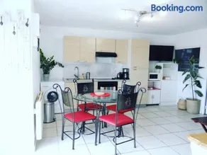 La Grange, gîte classé, 300m du canal & vélo-route, 2km du centre de Dole - Image 3