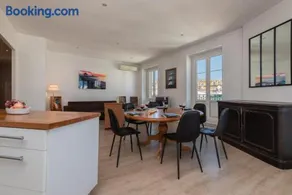 "Le Sky" by EnjoyNice - 3-bedroom apartment with Airco and balcony - Image 2