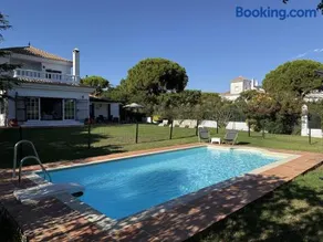Villa familiale 5 chambres, piscine privée - Image 2