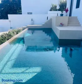 Zelos GuestHouse Milos - Image 2
