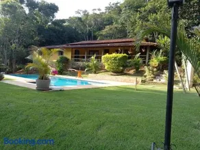 Suítes em Casa linda na Serra Paty do Alferes Rj - Image 2