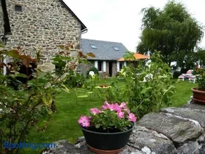 Gîte de France à Sarroux - St Julien 3 épis - Gîte de France 8 personnes MAE-0134 - Image 2