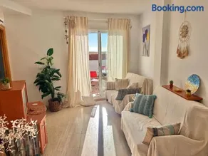 Terrace with Stunning View 5 Min to Beach - Image 2