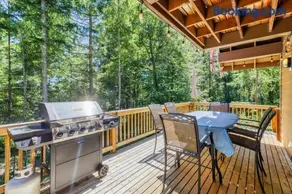 Anderson Island Getaway - Image 2