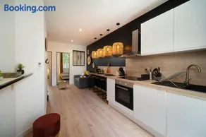 Appartement climatisé 2 chambres avec parking à 10min à pieds de la Gare St Charles - Image 2