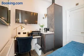 Cosy Harbour Retreat - Howth - Image 3