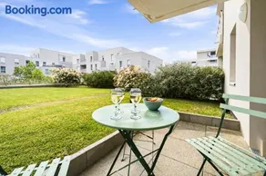 T2 moderne avec terrasse, central et calme - Image 1