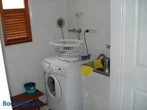 Cool Flat - 2 Bed & Office - Image 2