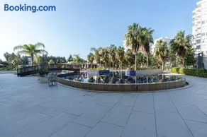 Sirius Snitch Luxury Residence with Pool & Spa - Image 2