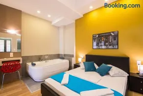 EUPHORIA Luxury Apartment - Image 4
