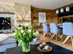 Luxury chalet apartment 4 Valleys - Image 2