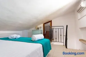 Siviri center apartment - walk to beach - Image 3